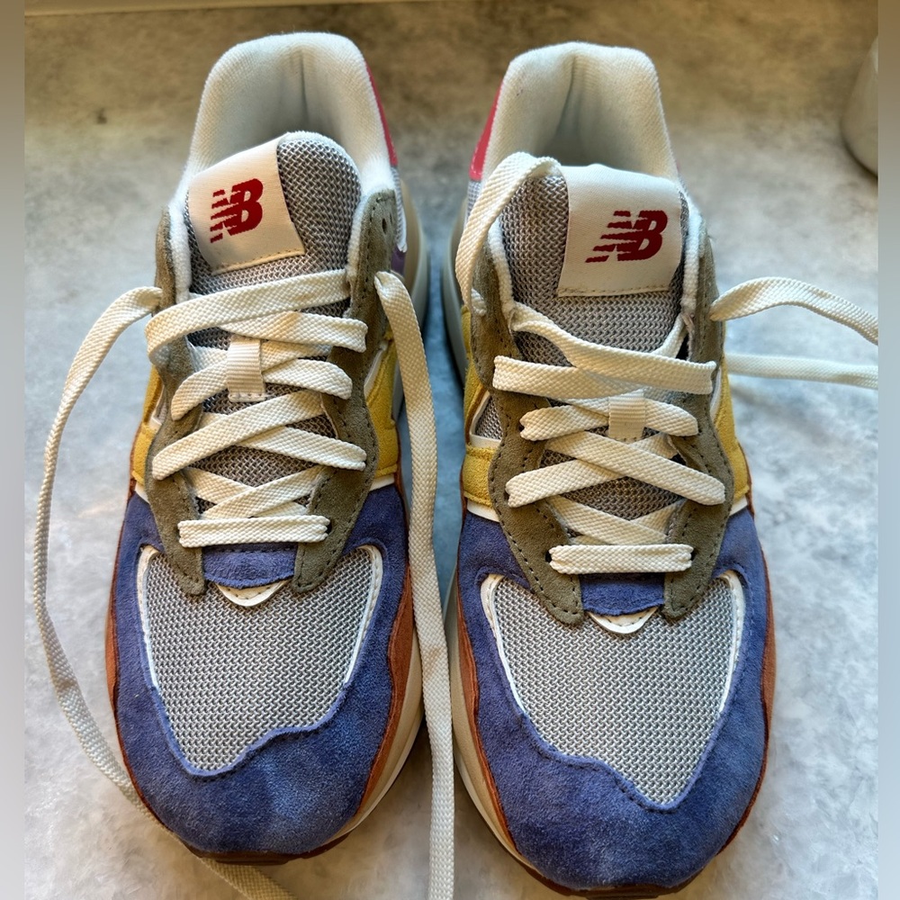 New, only worn once New Balance 5740